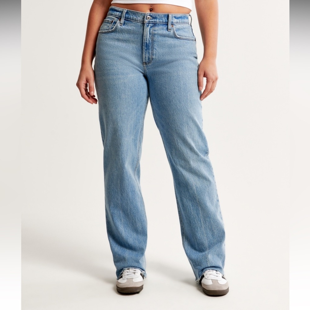 Abercrombie low rise baggy jean